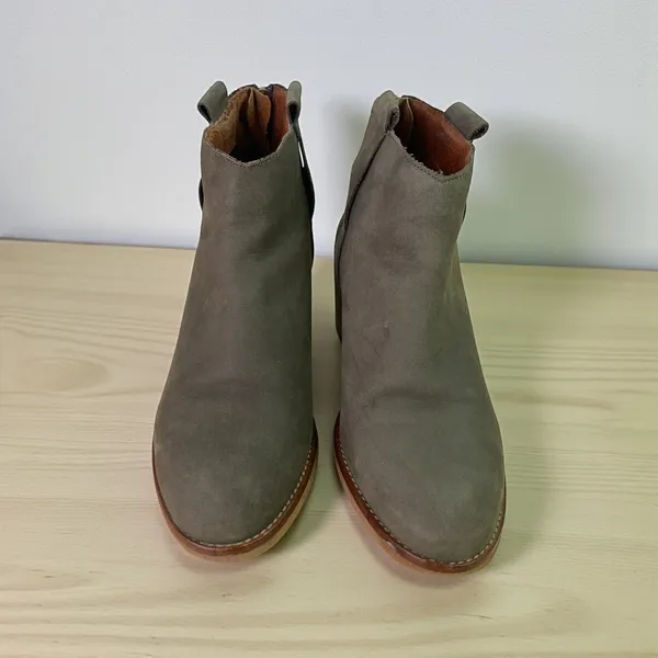 Topshop Suede Ankle Booties in Olive Gray - Image 7