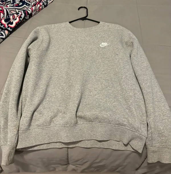 Nike Sweatshirt - Image 3