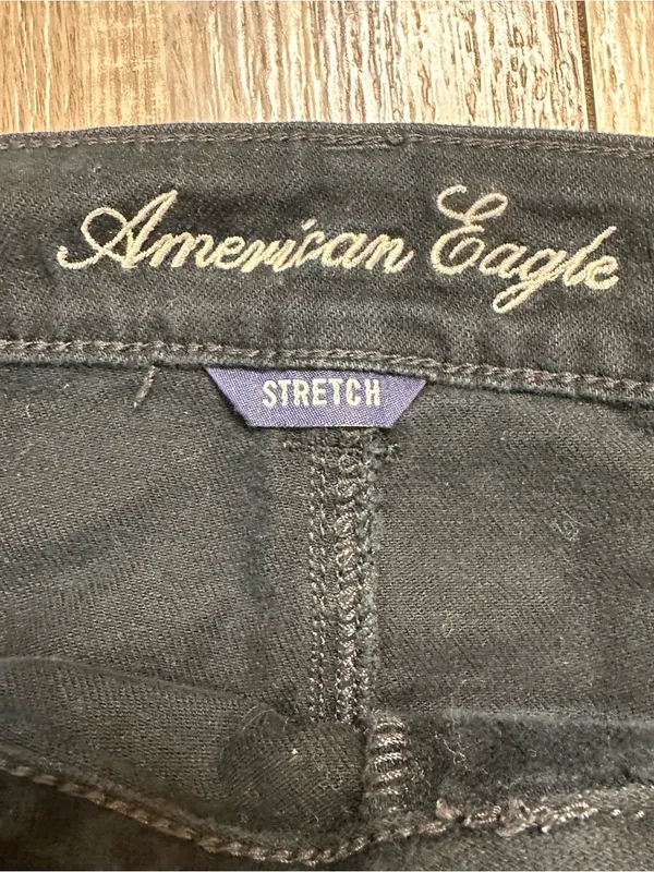 American Eagle Outfitters Black Distressed Denim Shorts Women’s Size 14 - Image 8