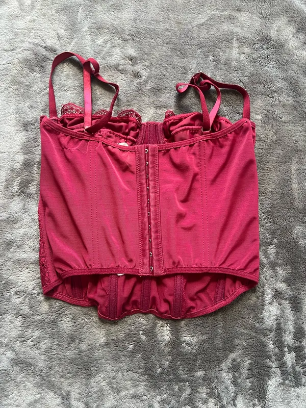 Dealmore Amazon Red Lace Corset - Image 2