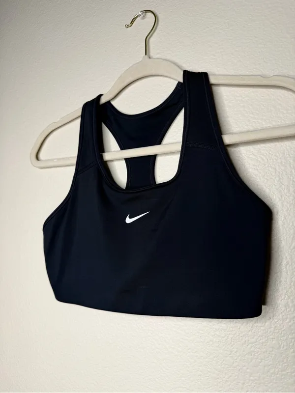 Nike Dry Women's Swoosh Black Sports Bra Size M Gym Workout Activewear Pilates - Image 3
