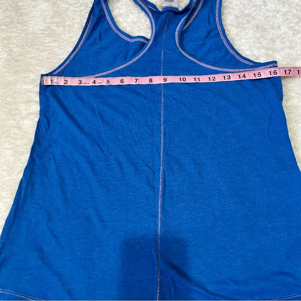 5/$30 🎈 Disney Aladdin large blue racerback tank top - Image 6