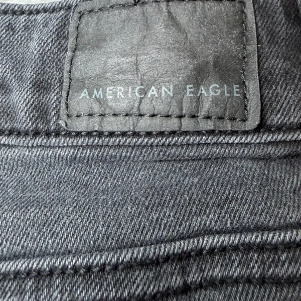 American Eagle Womens Size 8 Mom Jean Black Denim High Rise Stretch Casual - Image 6