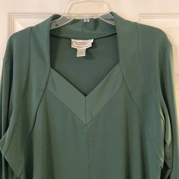 George Simonton Women’s long sleeves shirt size XL color green length 34” - Image 3