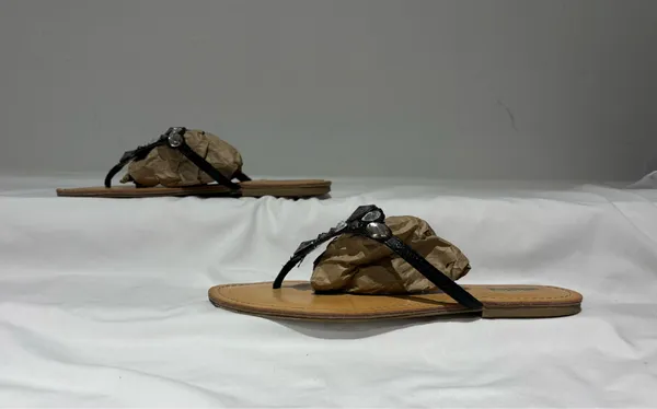 Unlisted embellished thong sandals  Size 9 - Image 5
