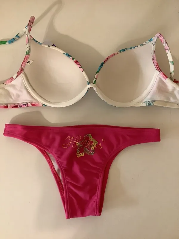 Recco Size Medium Brazilian Floral and Pink Underwire Bikini Set. New With Tags - Image 4