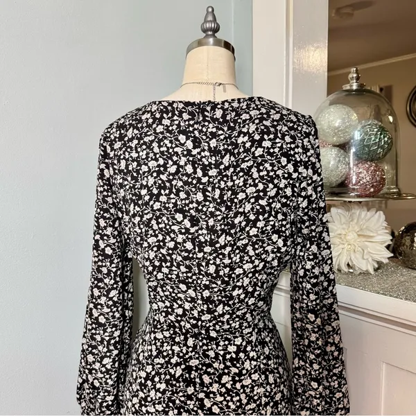 Lulus Fall Into You Black Floral Print Long Sleeve Wrap Dress Medium - Image 8