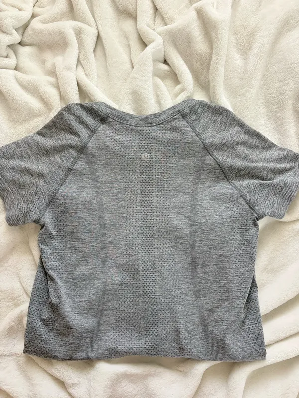 Lululemon Swiftly Tech Short Sleeve - Image 2