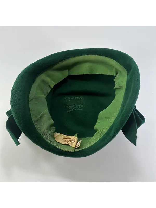 Vintage Edco Riviera Emerald Green Velour Hat with Bow Details - Image 8