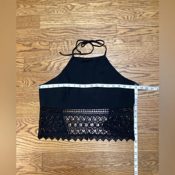 American Eagle Boho tie Back halter top Black. Size Medium - Image 5