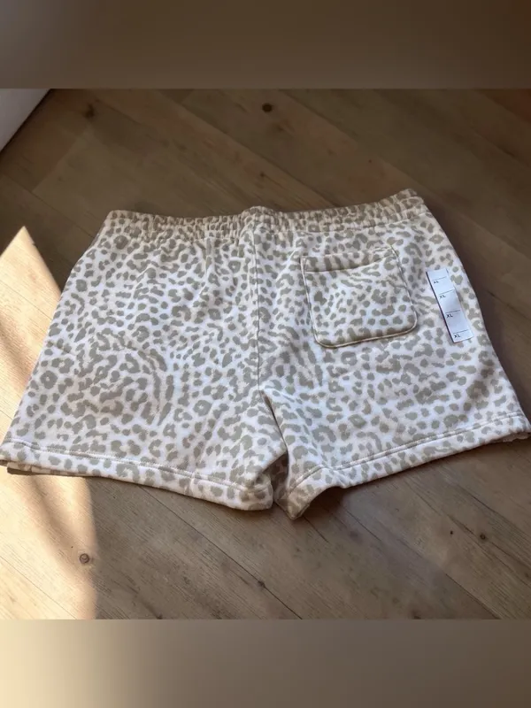 Leopard Print Sweat Shorts Original Use XL NWT - Image 5