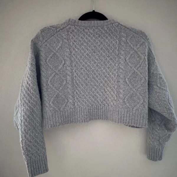 Aritzia Sunday Best Peggy Cropped Sweater - Image 4