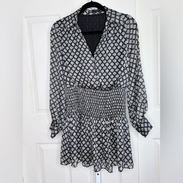 Zara Geometric Smocked Waist Long Sleeve Dress XS NWT - Image 5