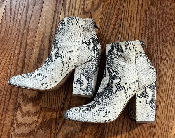 Steve Madden Snakeskin Neutral Booties Block Heel 6.5 Mob Wife Leather Beige - Image 8