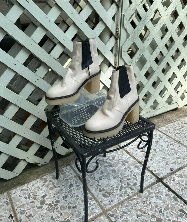 Free People James Chelsea Boots - Image 11