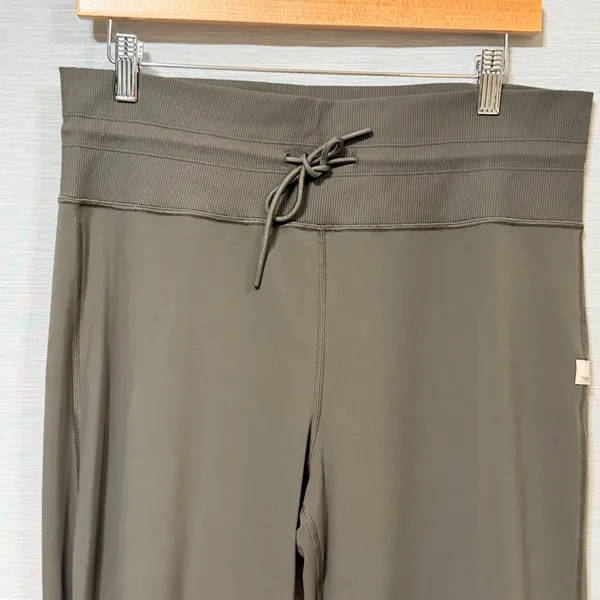 Vuori Daily Jogger Olive Green High Rise Drawstring Pants VW418 XL - Image 3