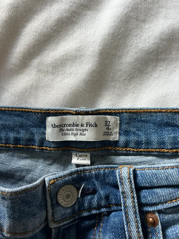 Jeans - Image 3