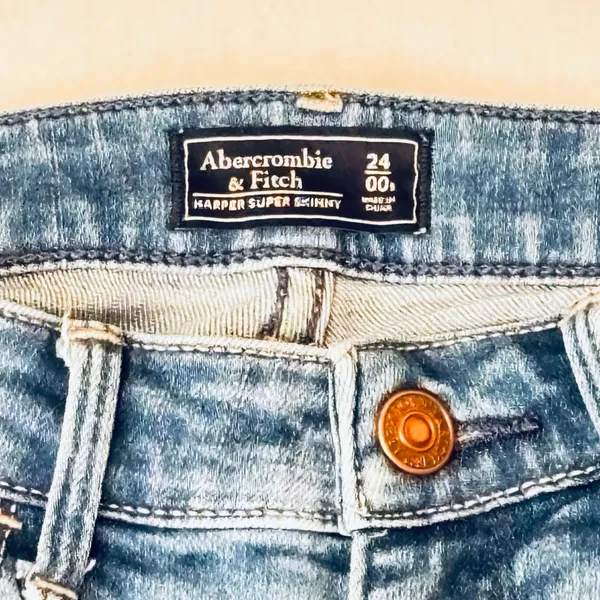 Abercrombie & Fitch Karper super skinny distressed faded blue jeans sz 00 - Image 3