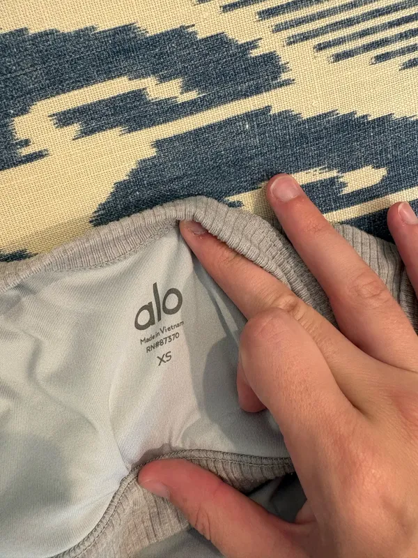 Alo ribbed sports bra - Image 4