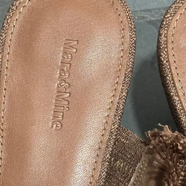 Mara & Mine Brown Canvas Raw-Edge Trim Mules - size 10 - Image 4