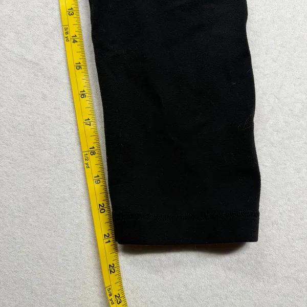 Lululemon Women’s Black Cropped Leggings Size 6 Athletic Yoga Pants - Image 6