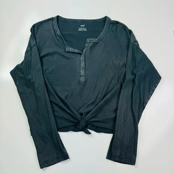 Aerie Smoked Gray Long Sleeve Front Knot‎ Shirt Size Small - Image 3
