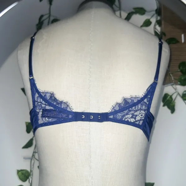 Victoria’s Secret Lacey Bralette - Image 3
