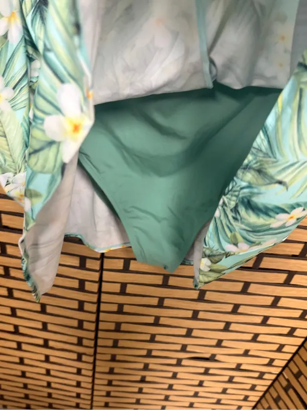 Bal harbour mint floral swim dress size 18 - Image 5