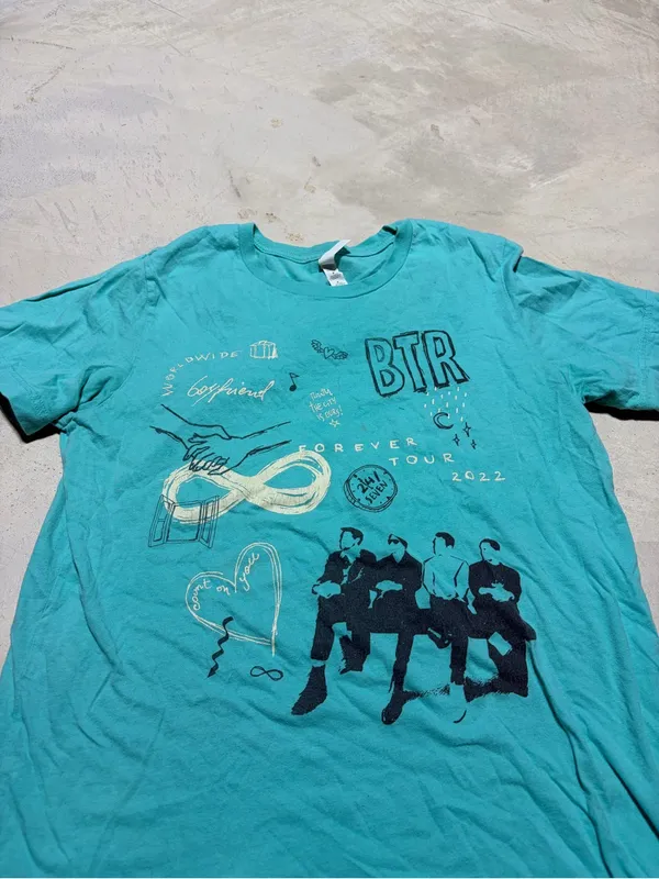 Big time rush BTR forever tour 2022 Teal Graphic T-Shirt medium - Image 4