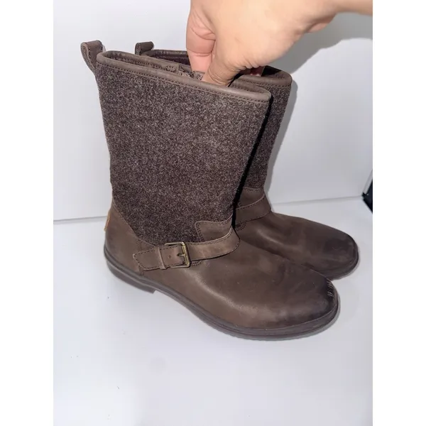 UGG Robbie Women's Size 10 Brown Leather Wool Zipper‎ Waterproof - Image 3