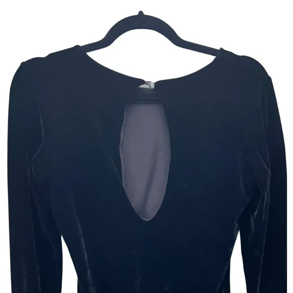 Victoria's Secret Velour Bodysuit‎ Large - Image 6
