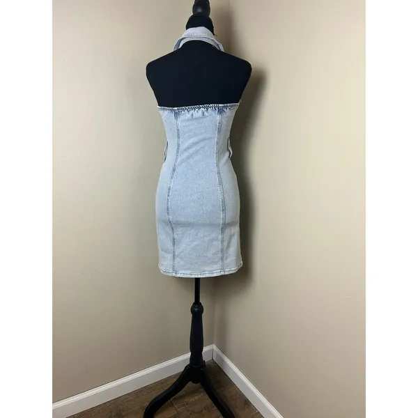 Y2K Forever 21 Light Blue Denim Halter Mini Dress Size XS Casual Cool Girl - Image 2