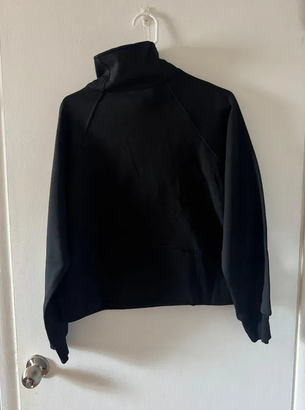 Amazon Black  Cropped Sweatshirt - Image 2