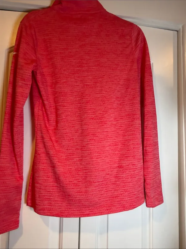 Nike Golf Dri-FIT "Lucky Azalea"‎ Women's Half-Zip Golf Pullover. Medium - Image 5