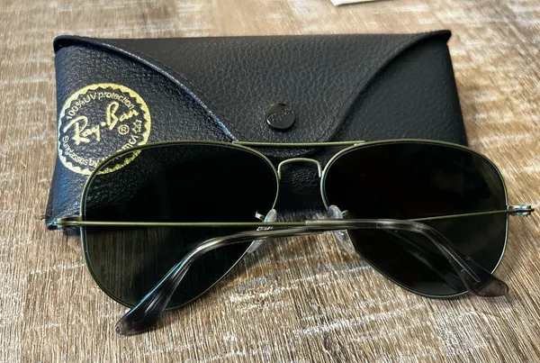 Green Ray-Ban Aviators Large Metal  - Image 3