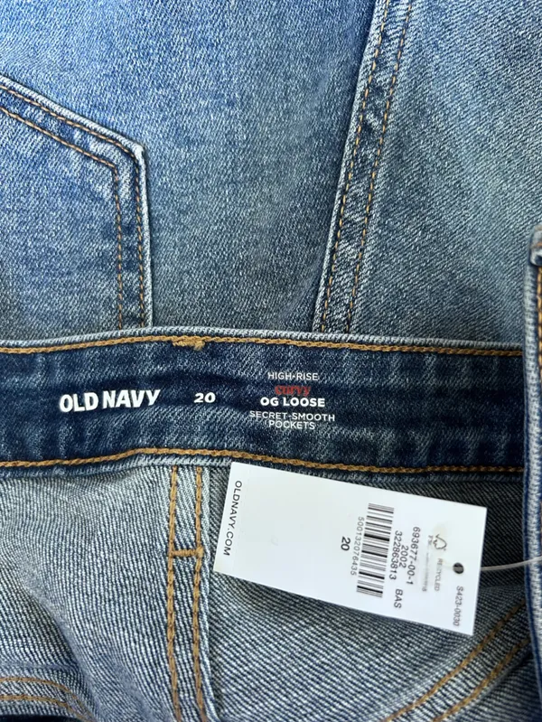 NWT Old Navy High Rise Curvy OG Loose‎ Secret Smooth Pocket Jeans Plus Size 20 - Image 3