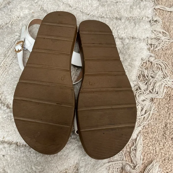 White Sandals ankle strap sz 9 - Image 5