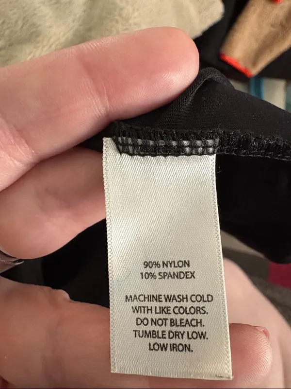 🎉4 for $20 White House Black Market Black Spaghetti Strap Cami, Small - Image 4