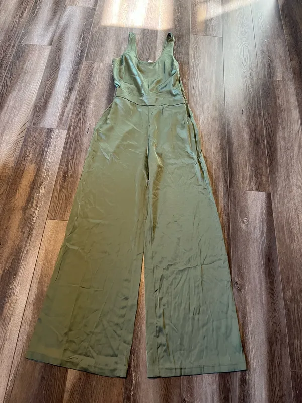 NWT Abercrombie & Fitch Sage Green Satin Jumpsuit - Image 2