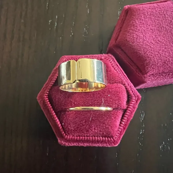 Ladies Gorgeous Golden Stackable Rings (2) Size 7 Gold - Image 2