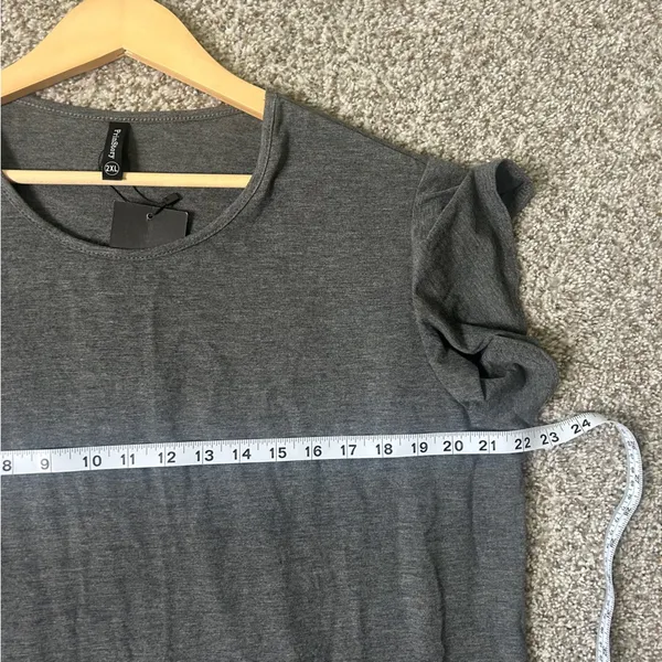 NWT PrinStory Gray T-Shirt Ruffle Sleeve Casual Neutral XXL - Image 5