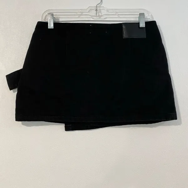 Princess Polly Size 6 Black Belted Wrap Mini Skort Y2K Utility Skirt - Image 3