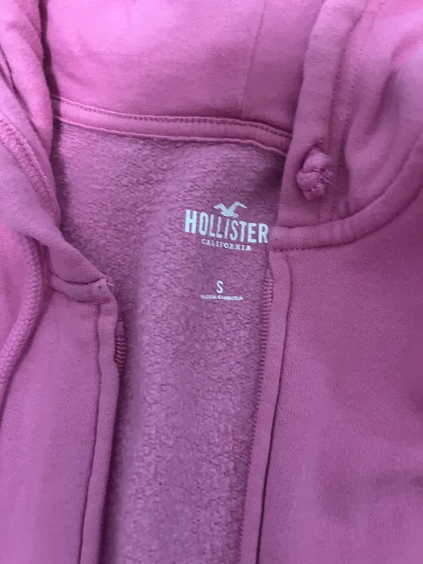 Hollister pink full zip - Image 2