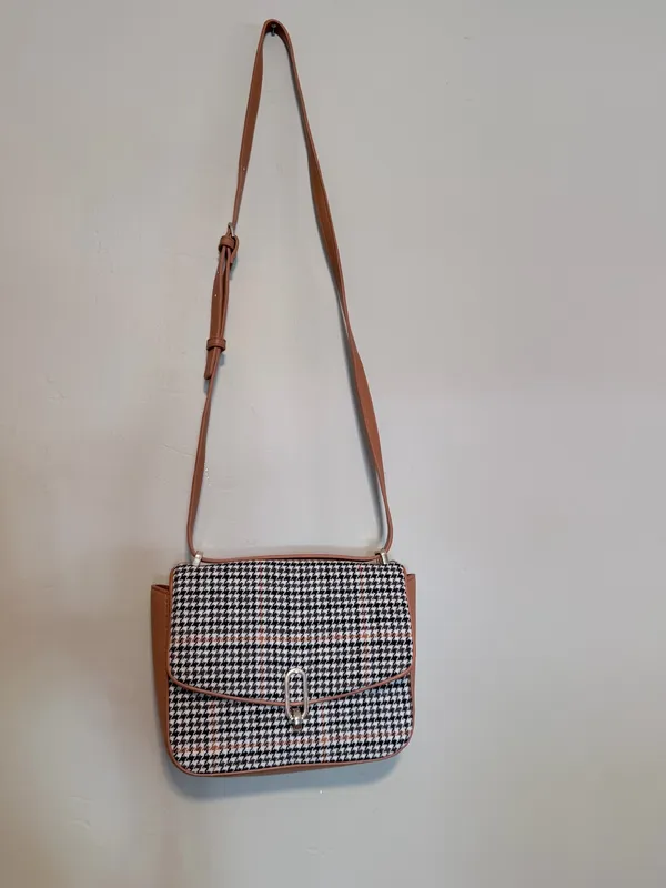 Crossbody purse - Image 2