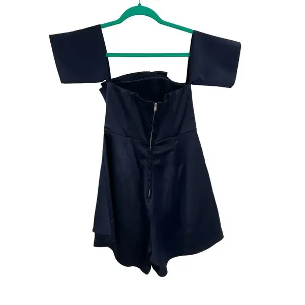 Selfie Leslie Aly Off the Shoulder Satin‎ Romper Navy Blue Size Small - Image 7