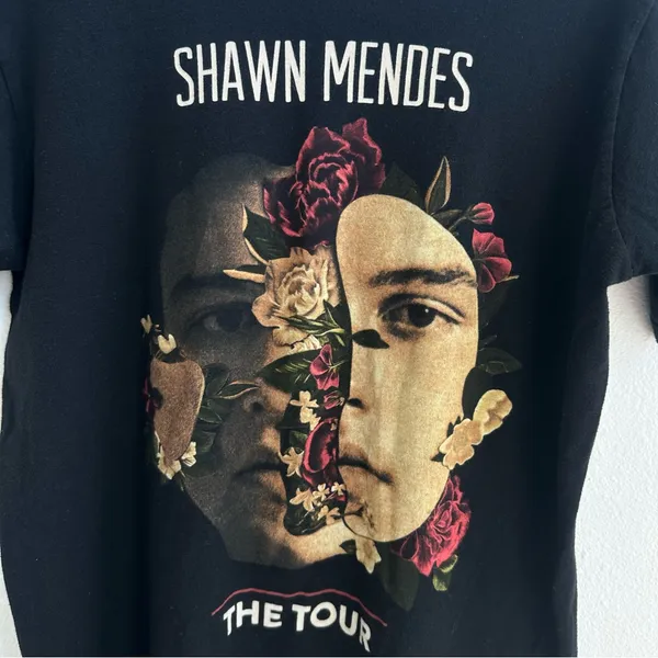 Shawn Mendes Off The Shoulder The Tour T-shirt - Image 3