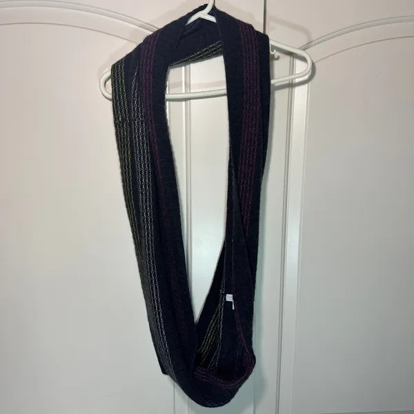A Pea in the Pod Black‎ Knit Infinity Scarf Multicolor Stripe Soft Winter - Image 3