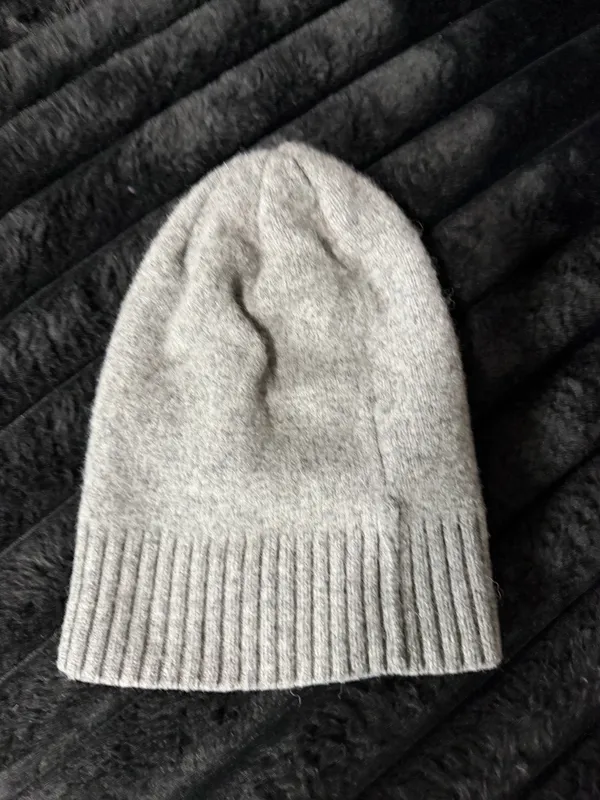 Patagonia Wool Brodeo Beanie Grey - Image 3