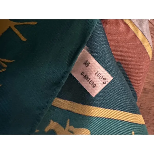Vintage 100%‎ Silk Horse Racing Scarf Vega 1993 Japanese Filly Champion - Image 2