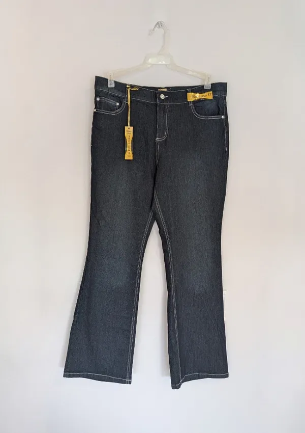 NWT Womens 12 Dark Wash Stretch Bootcut Jeans Y2K Bling Rhinestone Cross Pockets - Image 8